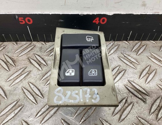 Блок управления стеклоподъемниками Renault Premium II 2006-2013  Renault Premium Premium II 2006-2013