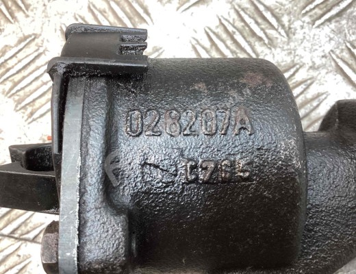 Насос вакуумный Volkswagen Golf III (1H) 1991-1997  Volkswagen Golf Golf III (1H) 1991-1997