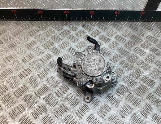Насос вакуумный Volkswagen Golf V (1K) 2004-2009  Volkswagen Golf Golf V (1K) 2004-2009