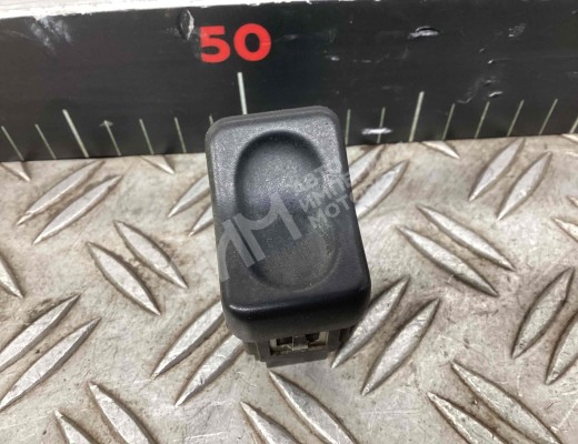 Кнопка (выключатель) Scania 4-series 1995-2004  Scania 4-series 4-series 1995-2004