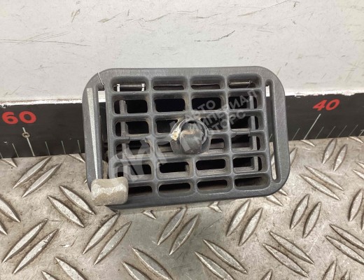 Дефлектор обдува салона Scania 4-series 1995-2004  Scania 4-series 4-series 1995-2004