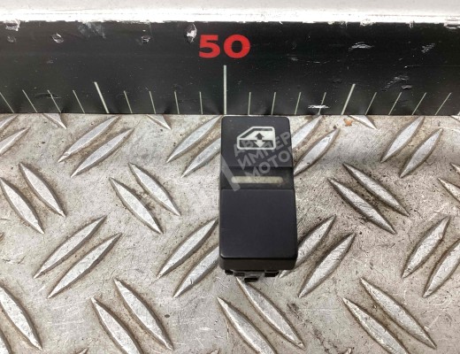 Кнопка стеклоподъемника MAN TGS I 2007-2020  MAN TGS TGS I 2007-2020