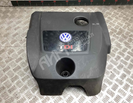 Декоративная крышка двигателя Volkswagen Golf IV (1J) 1997-2004  Volkswagen Golf Golf IV (1J) 1997-2004