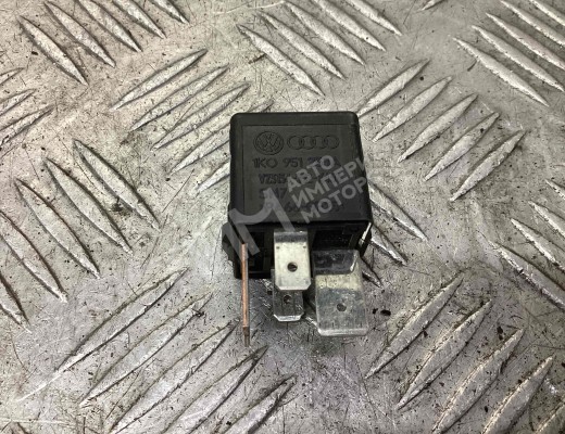 Реле (прочие) Volkswagen Passat B6 (3C) 2005-2010  Volkswagen Passat Passat B6 (3C) 2005-2010