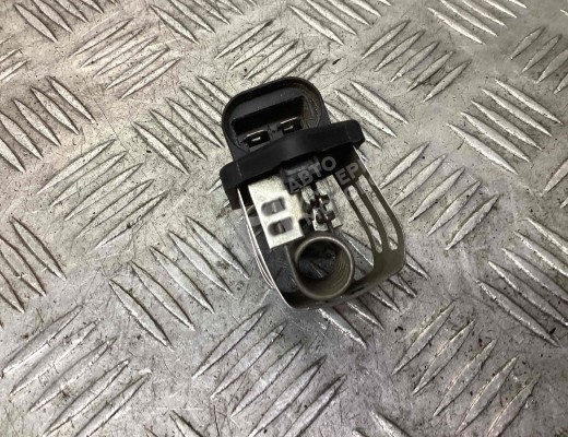 Сопротивление вентилятора охлаждения Renault Megane I 1995-2002  Renault Megane Megane I 1995-2002