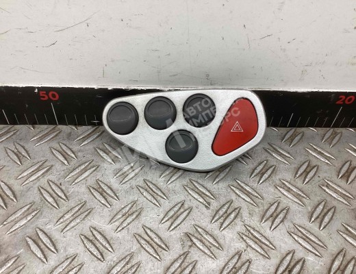 Кнопка аварийной сигнализации Iveco Eurocargo III 2008-2015  Iveco Eurocargo Eurocargo III 2008-2015