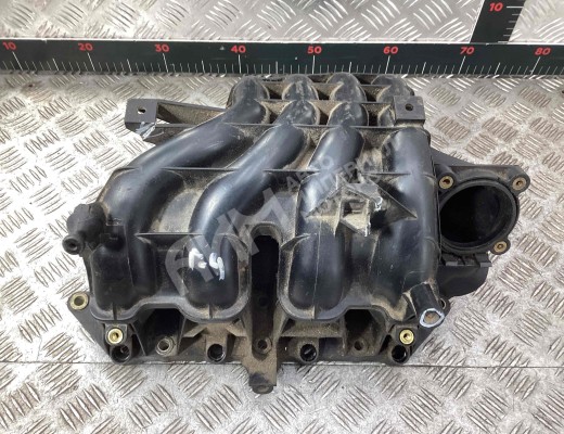 Коллектор впускной Volkswagen Golf IV (1J) 1997-2004  Volkswagen Golf Golf IV (1J) 1997-2004