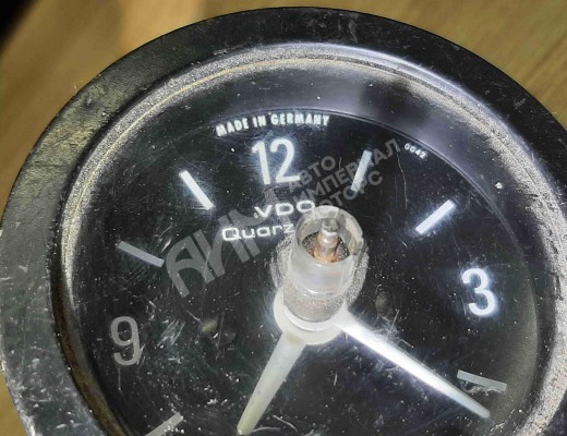 Часы Mercedes T1 (207D-410D) 1977-1995  Mercedes T1 T1 (207D-410D) 1977-1995