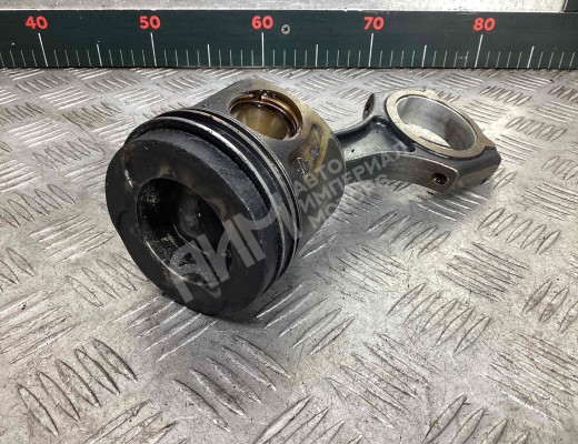 Поршень Mercedes Sprinter II (W906) 2013-2018 рестайлинг  Mercedes Sprinter Sprinter II (W906) 2013-2018 рестайлинг