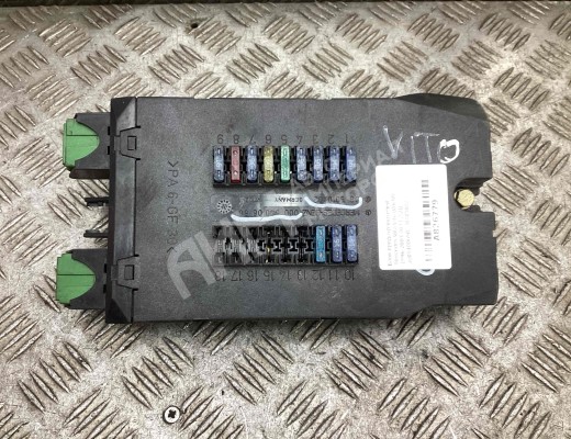 Блок предохранителей Mercedes Vito I (W638) 1996-2003  Mercedes Vito Vito I (W638) 1996-2003