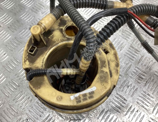 Насос топливный Volkswagen Touareg I (7L) 2002-2006  Volkswagen Touareg Touareg I (7L) 2002-2006