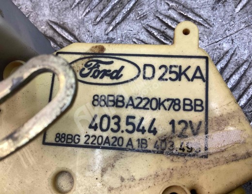 Замок двери задней левой Ford Sierra 1982-1993  Ford Sierra Sierra 1982-1993