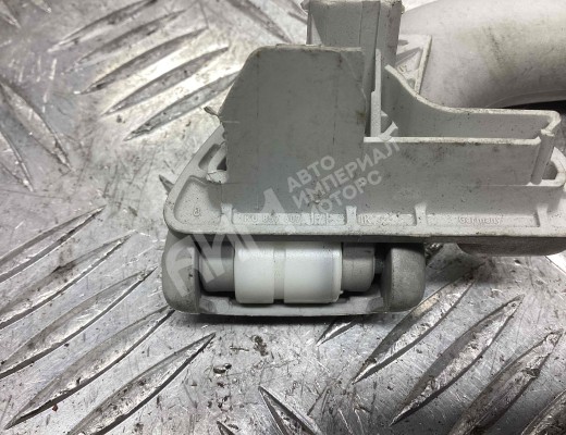 Ручка внутренняя потолочная Volkswagen Passat B6 (3C) 2005-2010  Volkswagen Passat Passat B6 (3C) 2005-2010