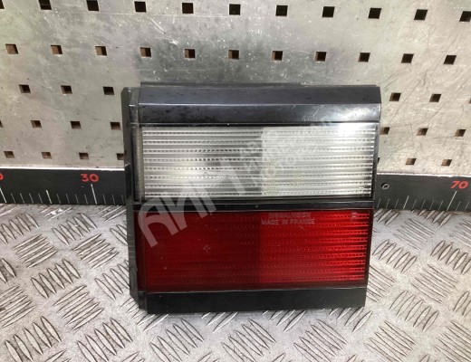 Фонарь крышки багажника правый Volkswagen Passat B3 1988-1993  Volkswagen Passat Passat B3 1988-1993