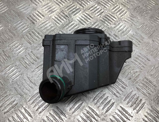 Маслоотделитель (сапун) Volkswagen Golf IV (1J) 1997-2004  Volkswagen Golf Golf IV (1J) 1997-2004