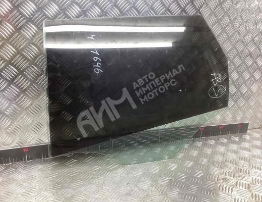Стекло двери задней левой  Audi A3 A3 II (8P) 2003-2005