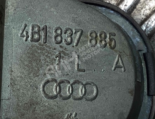 Ручка наружная передняя левая Audi A6 C5 (4B) 2001-2004 рестайлинг  Audi A6 A6 C5 (4B) 2001-2004 рестайлинг