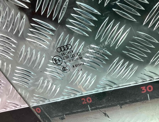 Стекло двери передней правой Audi A6 C5 (4B) 1997-2001  Audi A6 A6 C5 (4B) 1997-2001