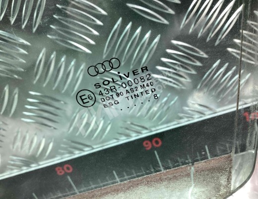 Стекло двери передней левой Audi A6 C5 (4B) 1997-2001  Audi A6 A6 C5 (4B) 1997-2001