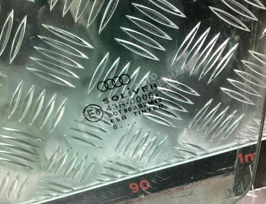 Стекло двери передней левой Audi A6 C5 (4B) 1997-2001  Audi A6 A6 C5 (4B) 1997-2001