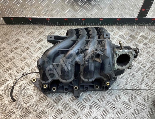 Коллектор впускной Volkswagen Golf IV (1J) 1997-2004  Volkswagen Golf Golf IV (1J) 1997-2004