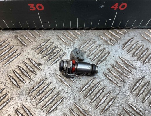 Форсунка Volkswagen Golf IV (1J) 1997-2004  Volkswagen Golf Golf IV (1J) 1997-2004