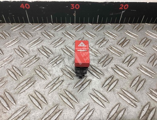 Кнопка аварийной сигнализации MAN TGS I 2007-2020  MAN TGS TGS I 2007-2020