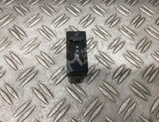 Кнопка подогрева сидений MAN TGS I 2007-2020  MAN TGS TGS I 2007-2020