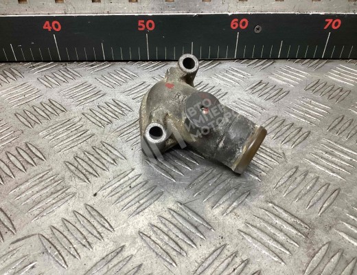 Фланец (тройник) системы охлаждения Mercedes E (W124) 1985-1996  Mercedes E E (W124) 1985-1996