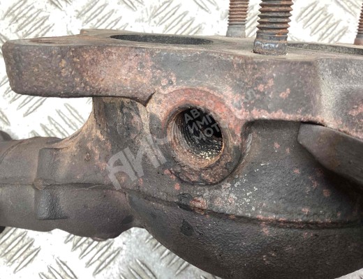 Коллектор выпускной Volkswagen Golf IV (1J) 1997-2004  Volkswagen Golf Golf IV (1J) 1997-2004