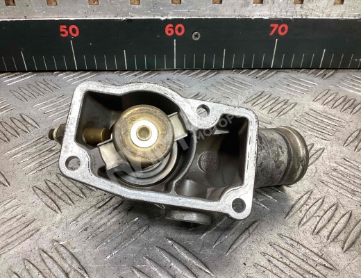 Корпус термостата Opel Vectra B 1995-1999  Opel Vectra Vectra B 1995-1999