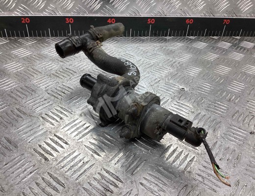 Насос антифриза дополнительный Volkswagen Sharan I (7M) 2000-2003 рестайлинг  Volkswagen Sharan Sharan I (7M) 2000-2003 рестайлинг