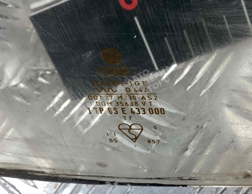 Стекло заднее Audi 80 B2 1978-1986  Audi 80 80 B2 1978-1986