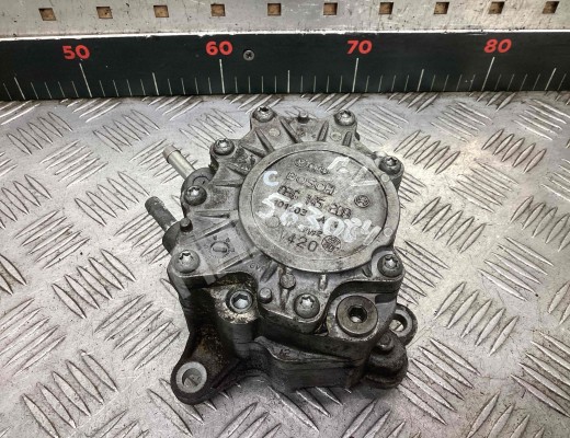 Насос вакуумный Volkswagen Golf V (1K) 2004-2009  Volkswagen Golf Golf V (1K) 2004-2009