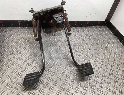 Узел педальный (блок педалей) Scania R-series 1995 -2004  Scania R-series R-series 1995 -2004