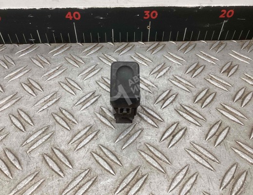 Кнопка (выключатель) Scania 4-series 1995-2004  Scania 4-series 4-series 1995-2004