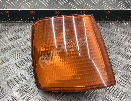 Поворотник правый Volkswagen Passat B3 1988-1993  Volkswagen Passat Passat B3 1988-1993
