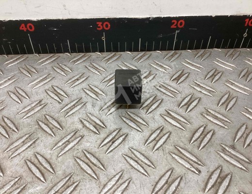 Реле (прочие) Scania 4-series 1995-2004  Scania 4-series 4-series 1995-2004