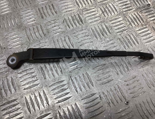 Щеткодержатель задний Volkswagen Passat B5+ (3B) 2000-2005 рестайлинг  Volkswagen Passat Passat B5+ (3B) 2000-2005 рестайлинг