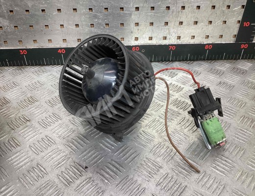 Моторчик печки Volkswagen Golf III (1H) 1991-1997  Volkswagen Golf Golf III (1H) 1991-1997