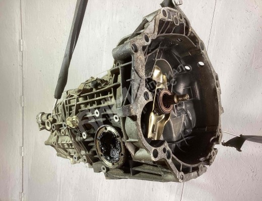 КПП механическая (МКПП) 5-ступенчатая Volkswagen Passat B5 (3B) 1996-2000  Volkswagen Passat Passat B5 (3B) 1996-2000
