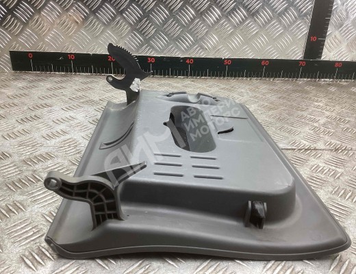 Бардачок Seat Ibiza III (6L) 2002-2008  Seat Ibiza Ibiza III (6L) 2002-2008