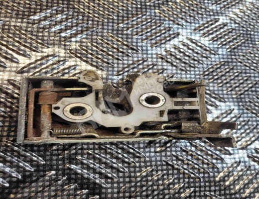 Замок двери передней левой Volkswagen Golf II 1983-1992  Volkswagen Golf Golf II 1983-1992