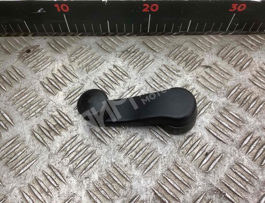 Ручка стеклоподъемника Seat Ibiza III (6L) 2002-2008  Seat Ibiza Ibiza III (6L) 2002-2008