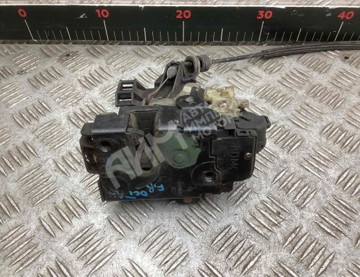 Замок двери передней правой Seat Ibiza III (6L) 2002-2008  Seat Ibiza Ibiza III (6L) 2002-2008