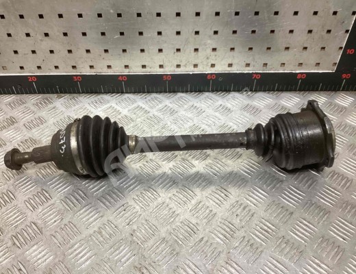 Полуось передняя левая (приводной вал, ШРУС) Volkswagen Golf IV (1J) 1997-2004  Volkswagen Golf Golf IV (1J) 1997-2004