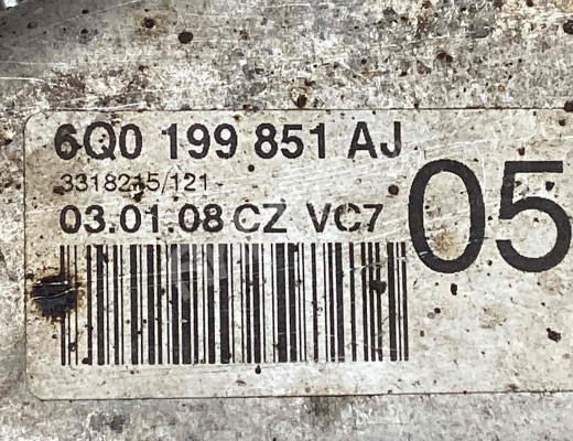 Подушка крепления двигателя Seat Ibiza III (6L) 2002-2008  Seat Ibiza Ibiza III (6L) 2002-2008