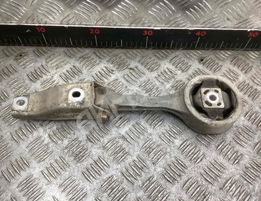 Подушка крепления двигателя Seat Ibiza III (6L) 2002-2008  Seat Ibiza Ibiza III (6L) 2002-2008