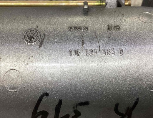 Ручка открывания багажника Volkswagen Golf IV (1J) 1997-2004  Volkswagen Golf Golf IV (1J) 1997-2004