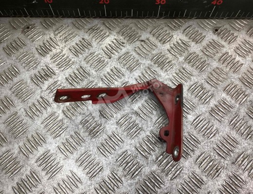 Петля капота левая Seat Ibiza III (6L) 2002-2008  Seat Ibiza Ibiza III (6L) 2002-2008